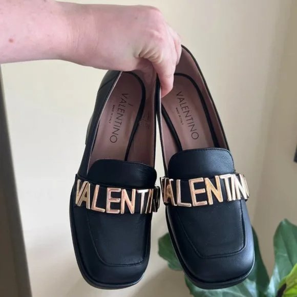 SOLD Valentino Emblem Black/Gold Leather Rosalinda Loafer Pump - Picture 4 of 4
